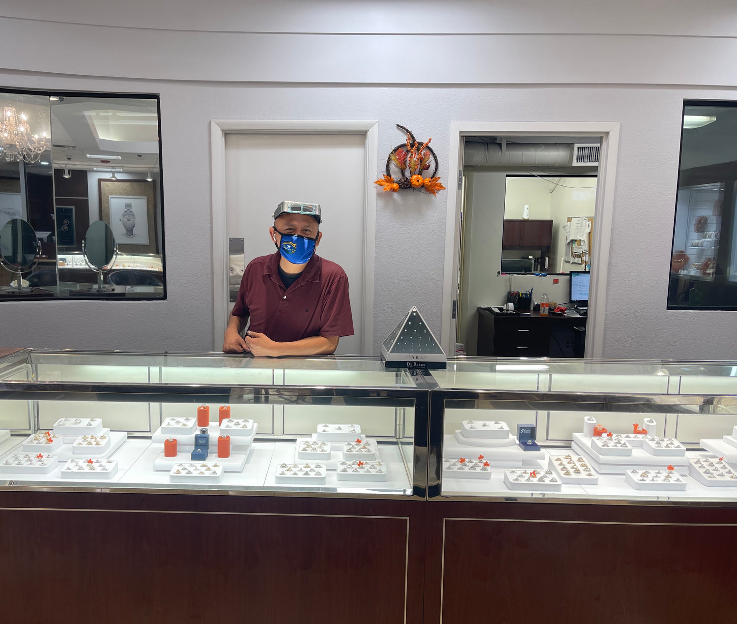 DNJ Jewelry Repair's Jeweler Ready for another day at work! We do All repairs! Watch Repairs, Battery Replacement, Diamond Replacement, Ring Sizings, Chain Repairs, Gold Repair, Silver Repair, Jewelry Repair ! Come in Today !